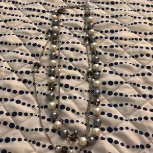 Layer pearl necklace